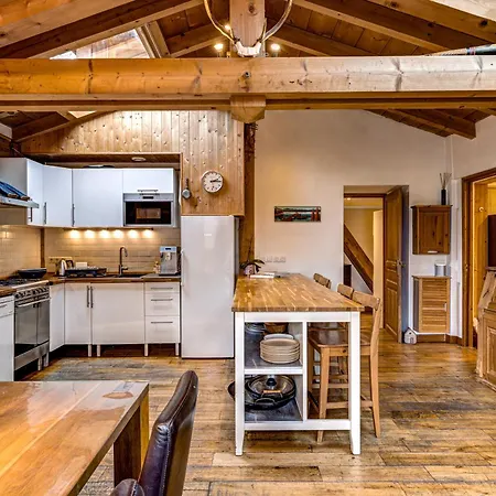 Tiki - Hot Tub & Sauna Chalet *