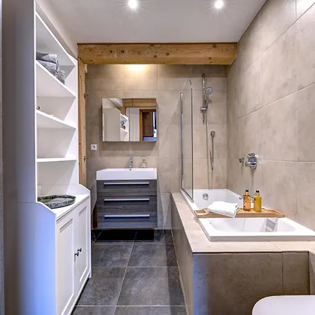 Tiki - Hot Tub & Sauna Chalet Chamonix