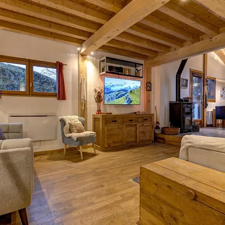 Chalet Tiki - Hot Tub & Sauna *