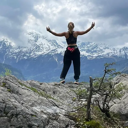 Tiki - Hot Tub & Sauna Σαλέ Σαμονί