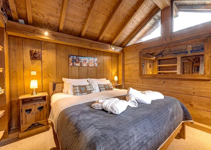 Tiki - Hot Tub & Sauna *