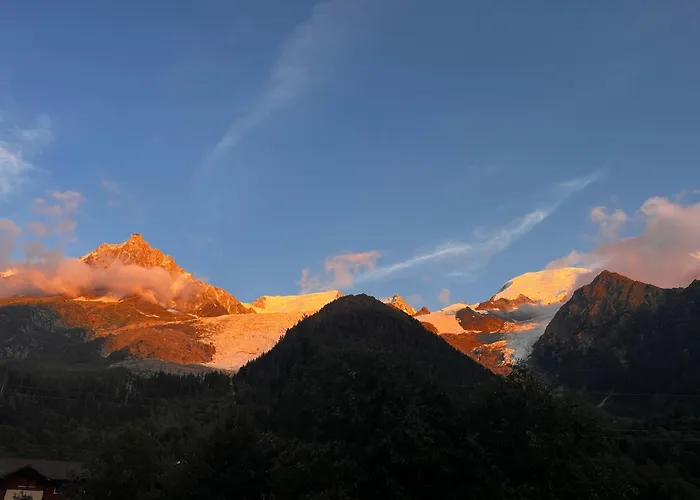 בקתה Tiki - Hot Tub & Sauna