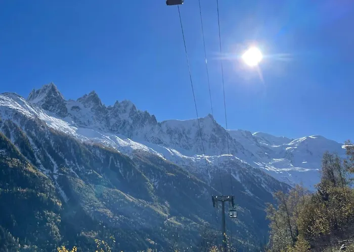 Tiki - Hot Tub & Sauna בקתה