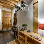 Domek alpejski Tiki - Hot Tub & Sauna