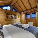Tiki - Hot Tub & Sauna Domek alpejski *