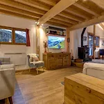 Domek alpejski Tiki - Hot Tub & Sauna *