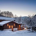 Domek alpejski Tiki - Hot Tub & Sauna