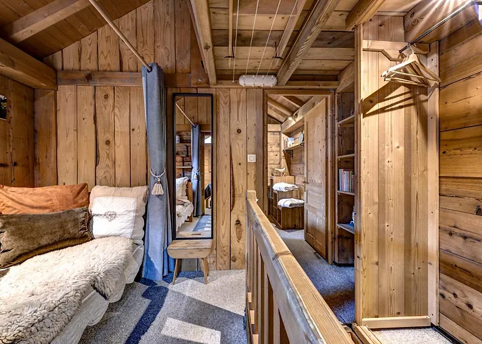 Tiki - Hot Tub & Sauna Chalet *